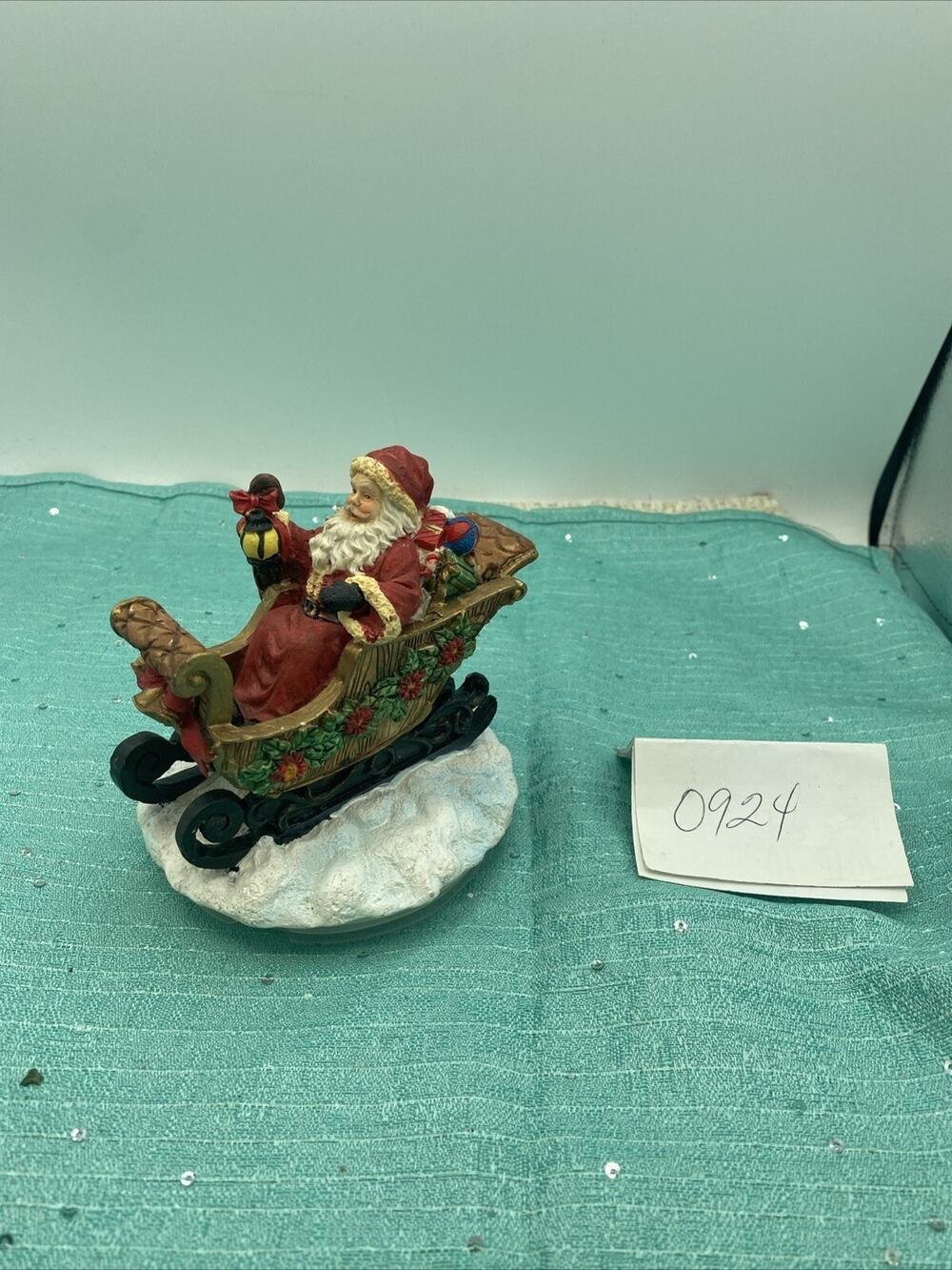 Christmas candle-lite santa/sleigh candle topper EUC!! FAST SHIPPING!!